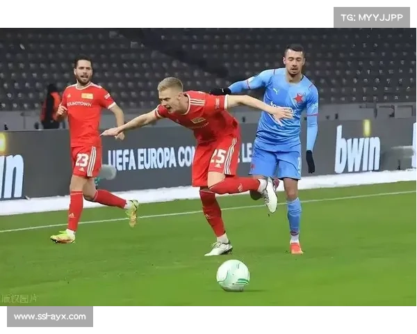 乌尊点射破门挤入射手榜前十，法兰克福中场核心闪光