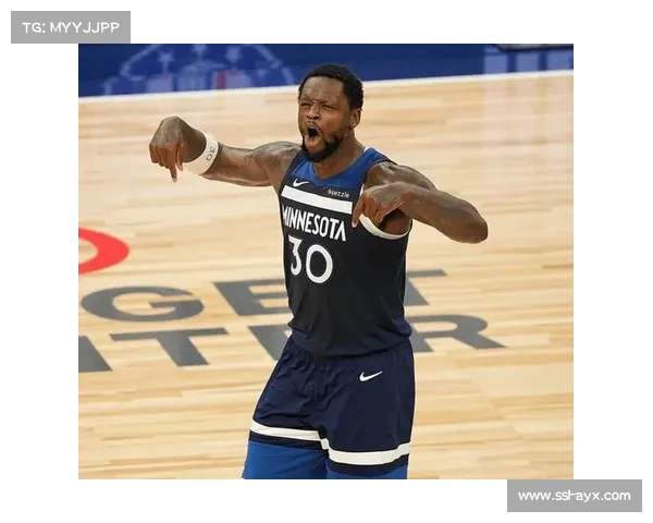 爱德华兹谈领袖角色：下半场接管比赛策略